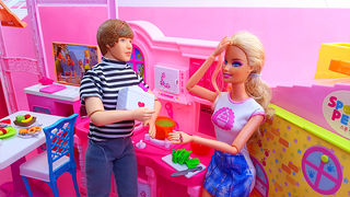 Hoạt hình Búp bê Barbie: Chuẩn...