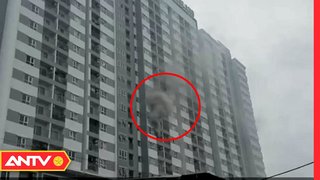 Cháy căn hộ chung cư ở Q.Bình...