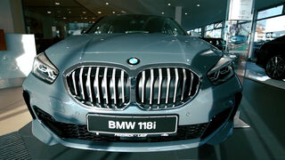 Review 2020 BMW 118i (F40) M Sport #3...