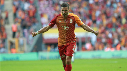 Lukas Podolski - Bản Năng Sát...