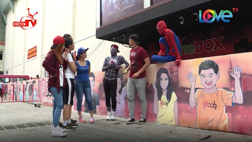 Mạc Văn Khoa cùng Bảo Kun hóa thân Spider Man đến Cinebox